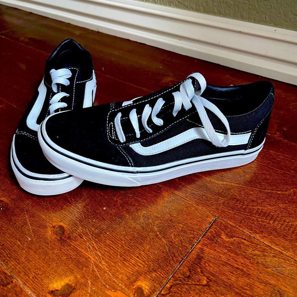 Like New Old Skool Vans